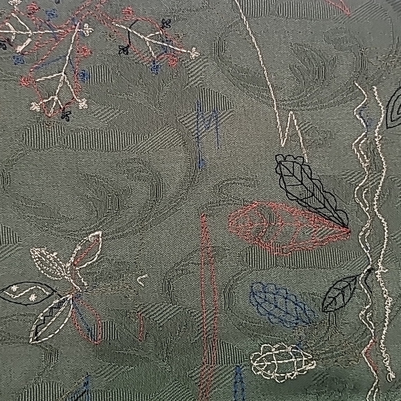 Meadow Rue by Anthropologie embroidered skirt size 6 great condition - Picture 2 of 4